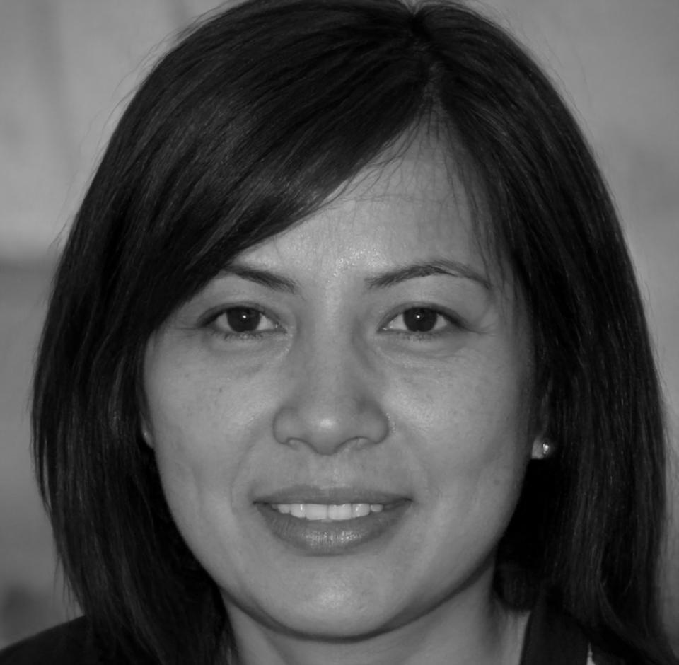 Portrait de Prof. Sarah Dubois, spécialiste en neurosciences éducatives